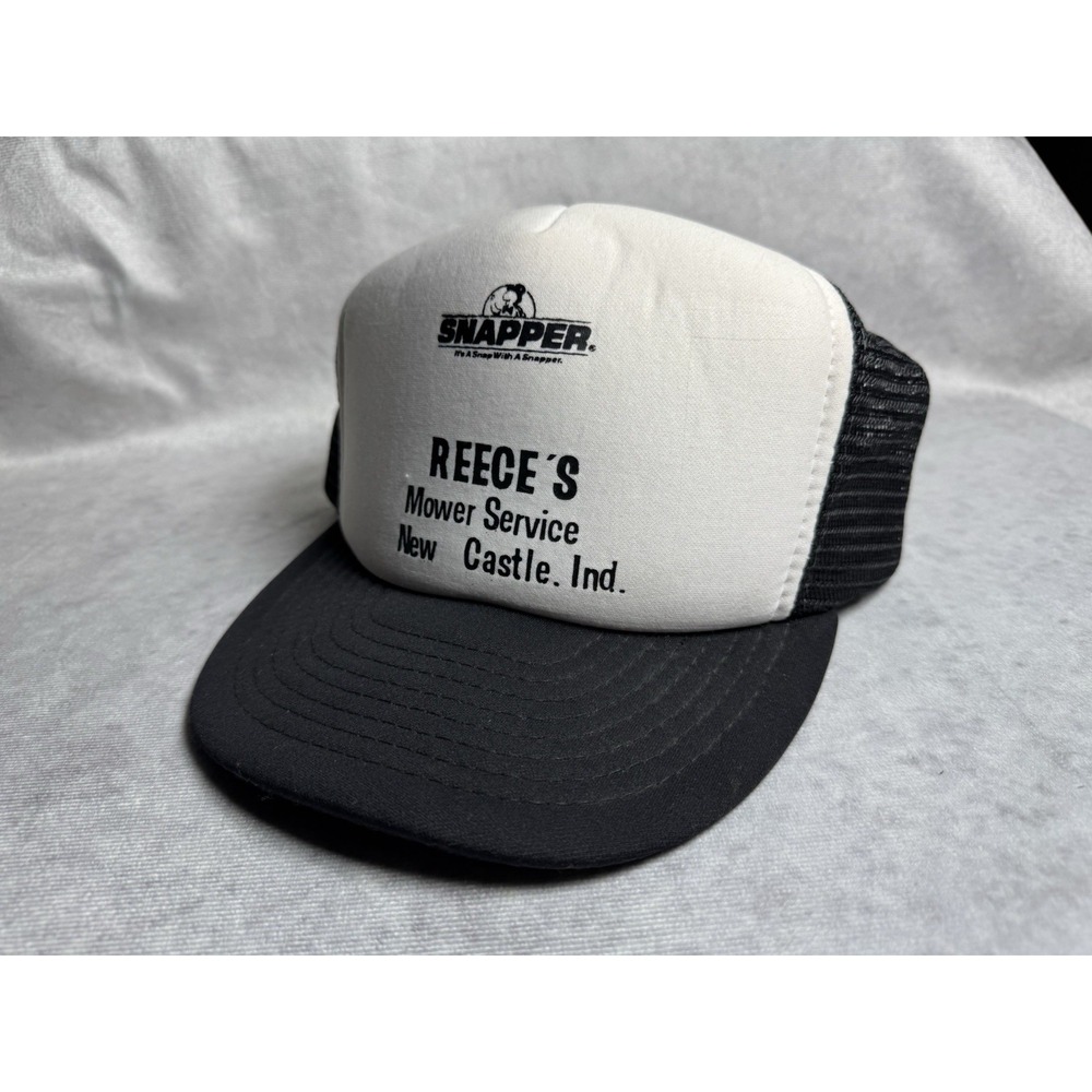 Vintage Snap Back Trucker Hat New Castle Indiana SNAPPER Yard Mower‎ Service